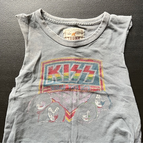 Trunk Ltd KISS Army Graphic Cropped Band Tee Tour 1979 - Picture 3 of 12